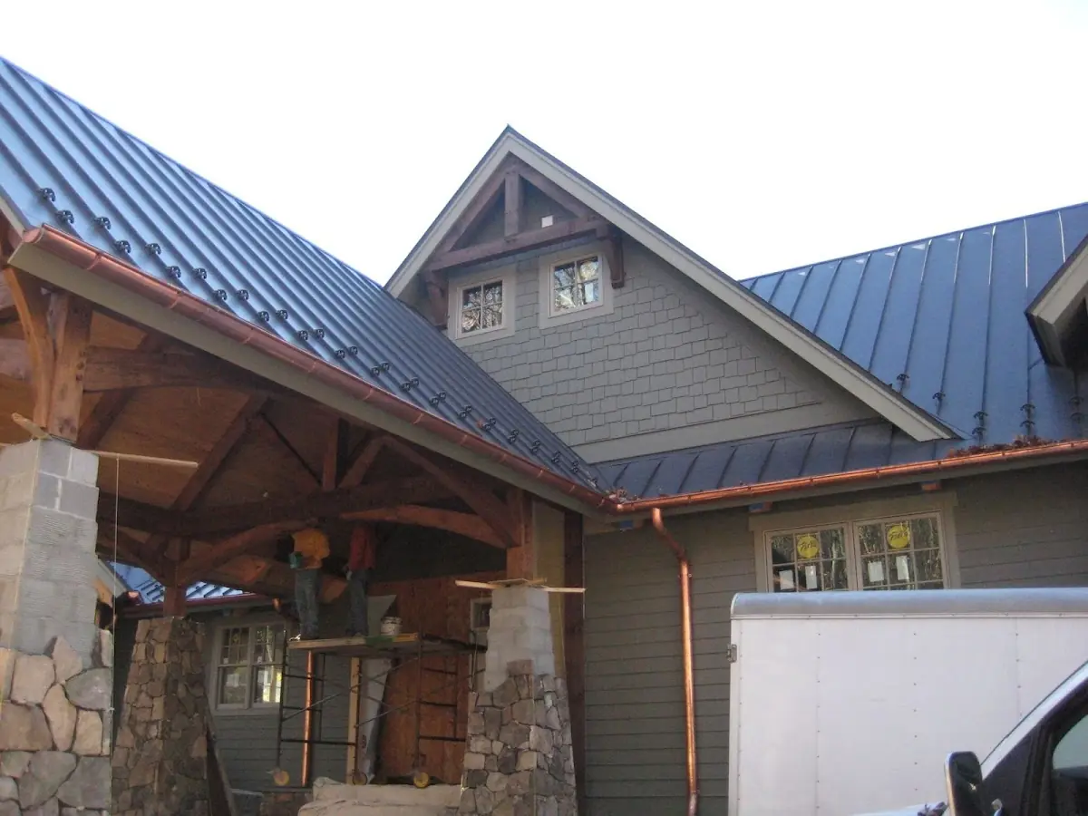 Craftsman Roofing team delivering quality roofing work in White Spring